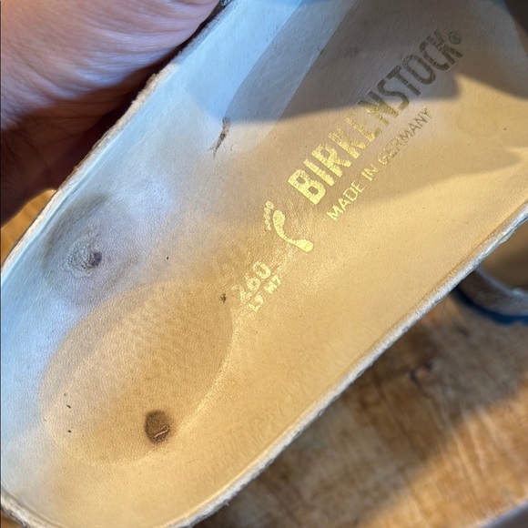 Birkenstock White Sandals with Gold Buckle - Picture 5 of 6